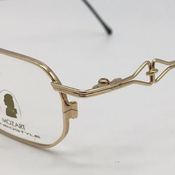 Mozart 412 822 NEOSTYLE Vintage 1990er Victorian Small Glasses Angular 46-16